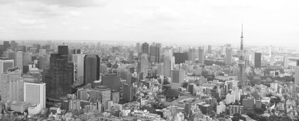 tokyo-skyline-in-b-w-1446751-1278x520